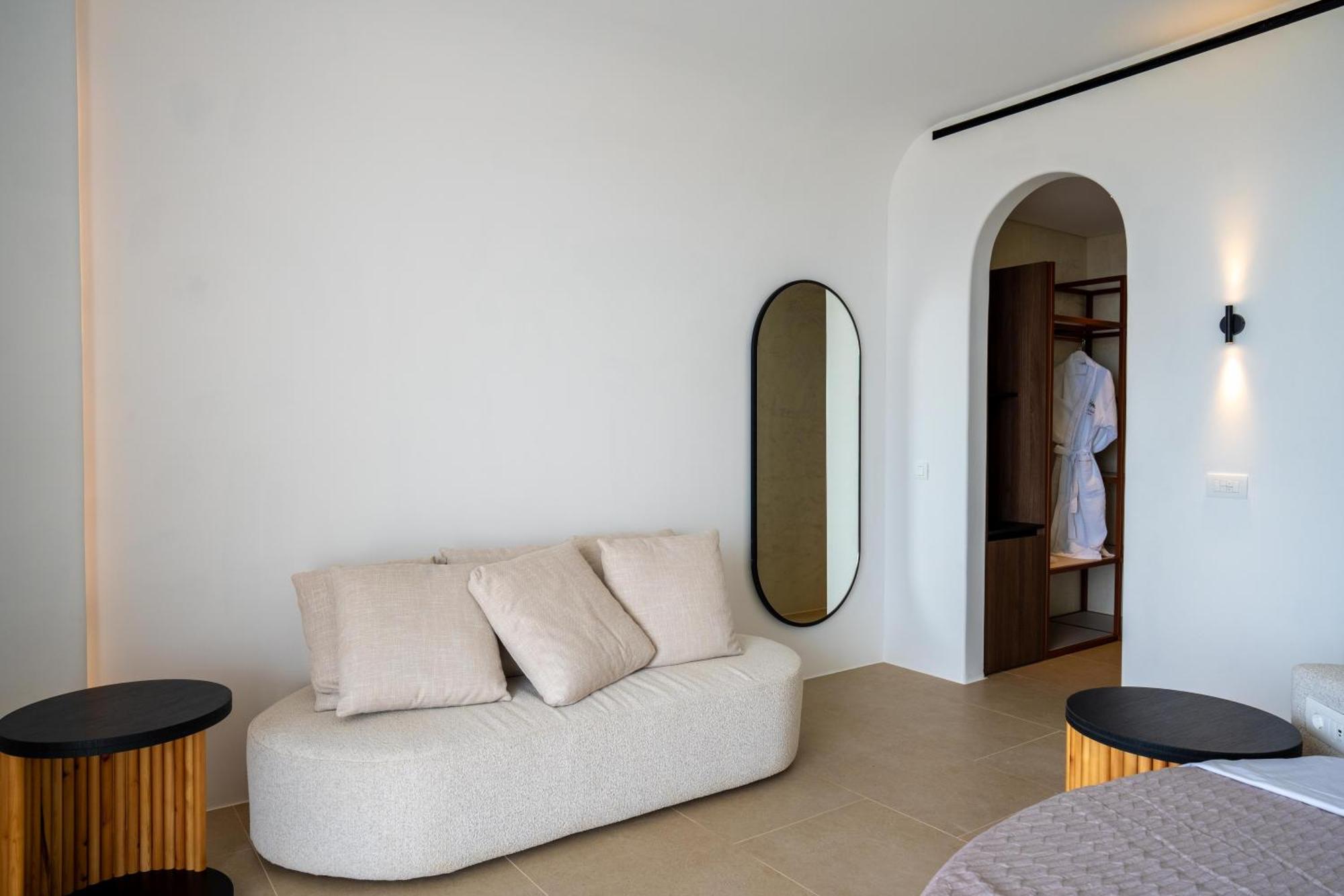 Muse Of Mykonos Luxury Suites Mykonos Town Exterior photo
