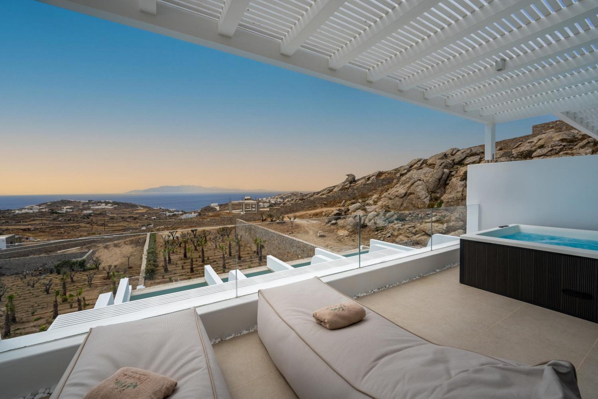 Muse Of Mykonos Luxury Suites Mykonos Town Exterior photo