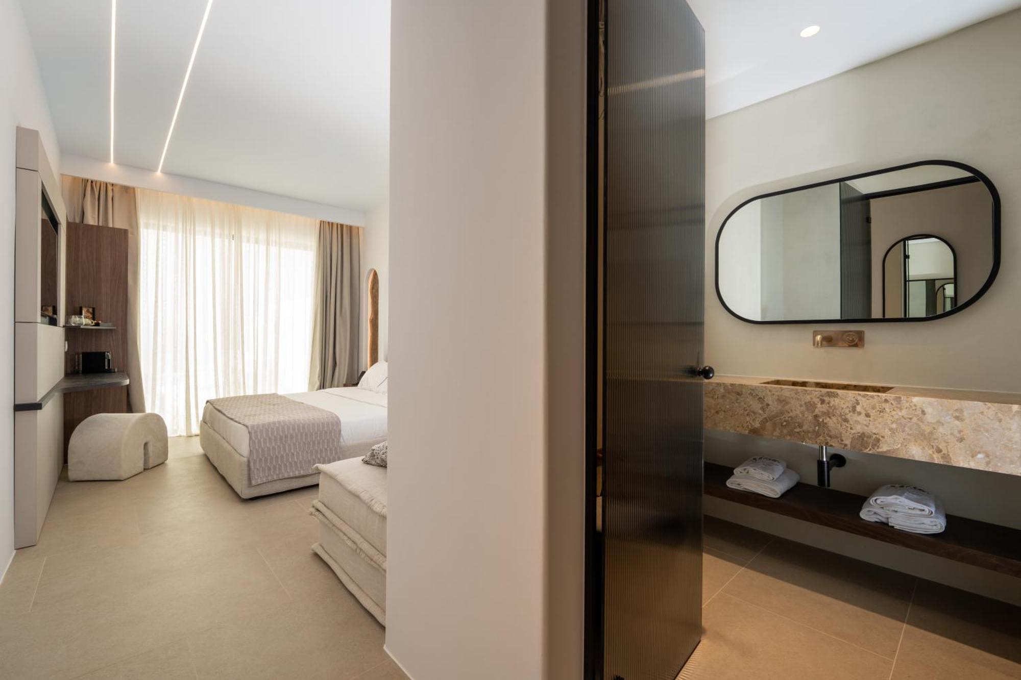 Muse Of Mykonos Luxury Suites Mykonos Town Exterior photo