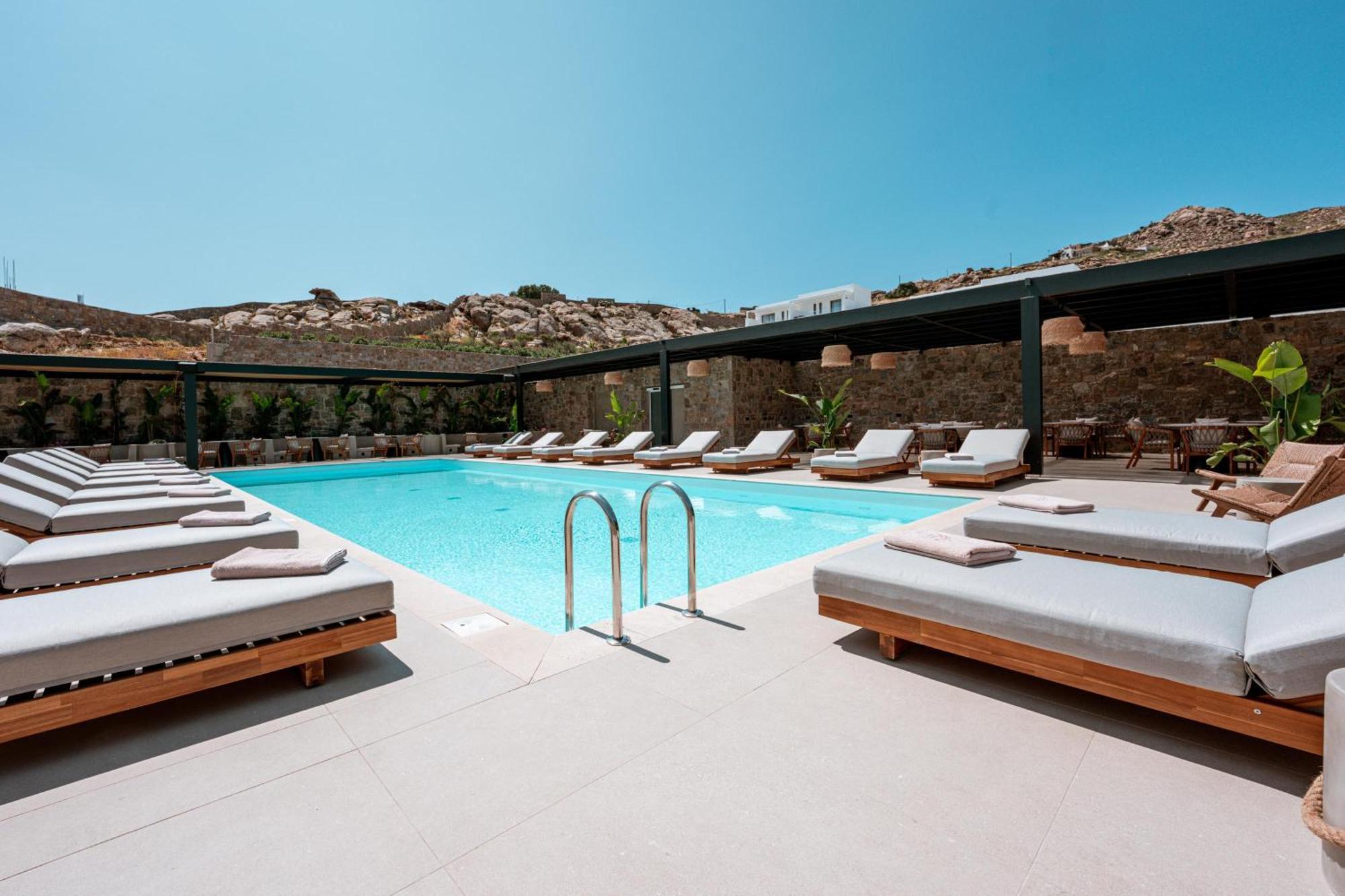 Muse Of Mykonos Luxury Suites Mykonos Town Exterior photo