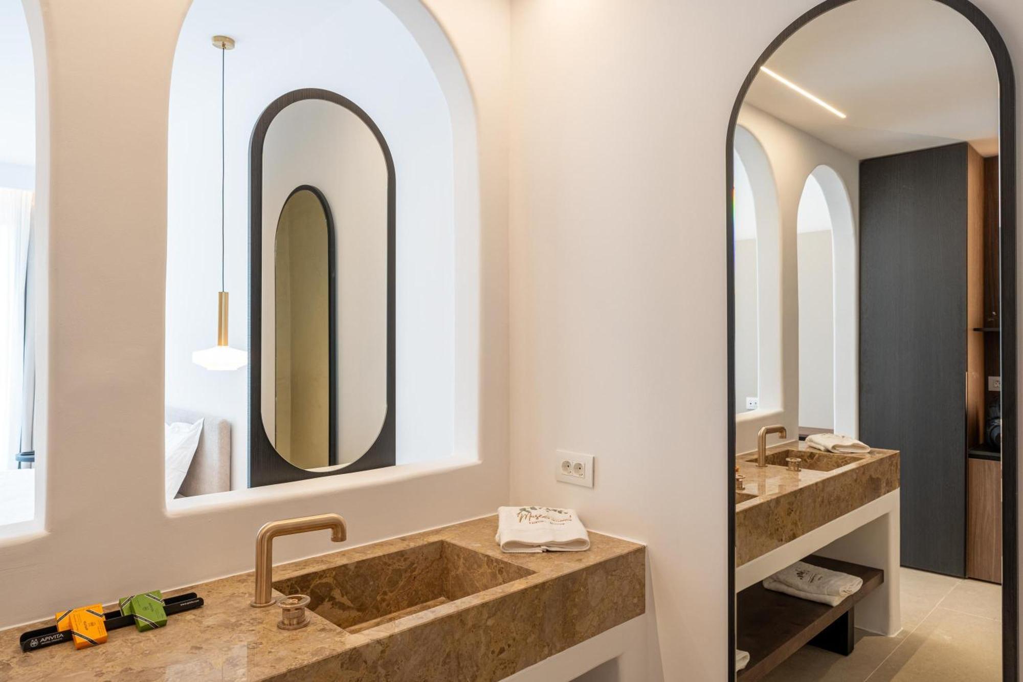 Muse Of Mykonos Luxury Suites Mykonos Town Exterior photo